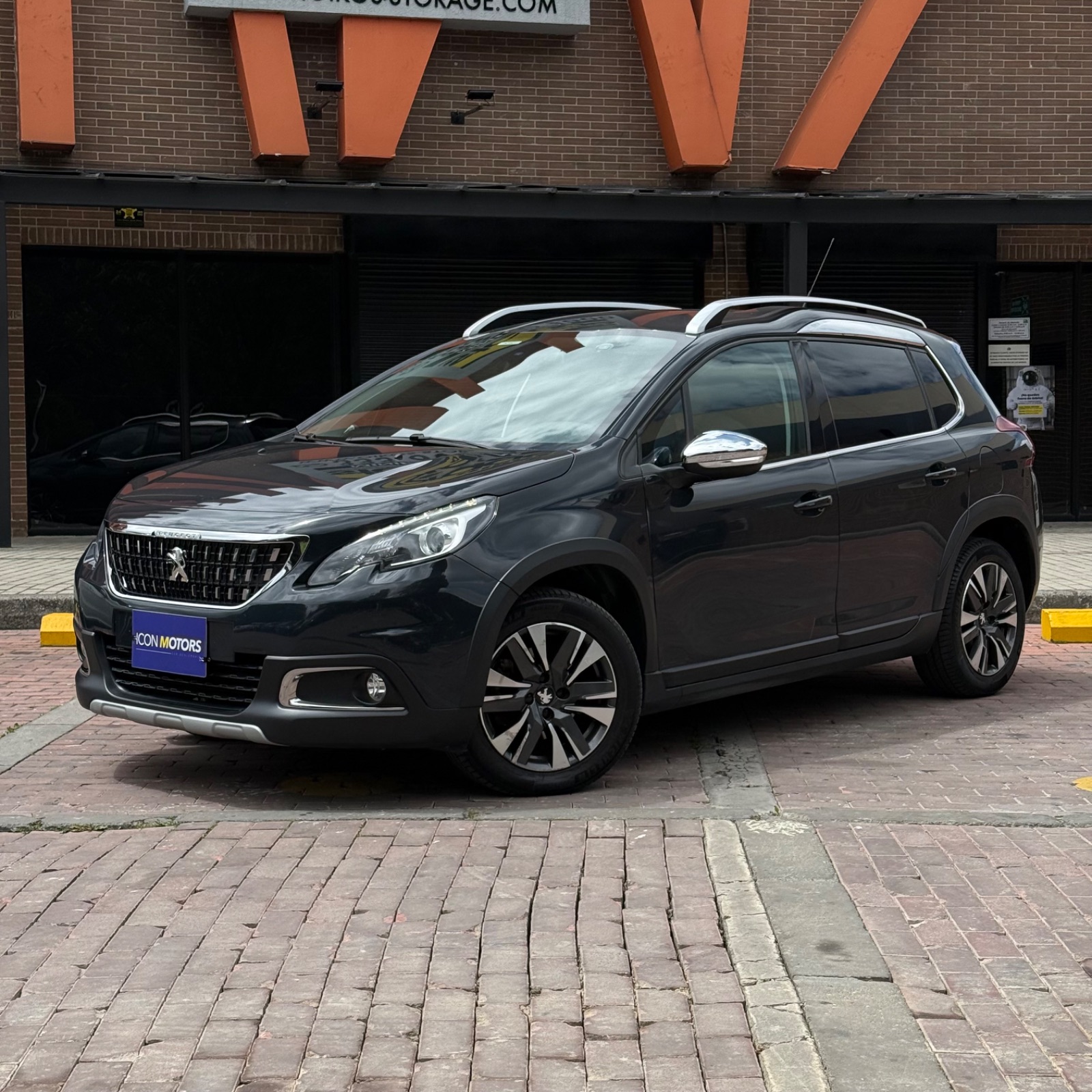 PEUGEOT 2008