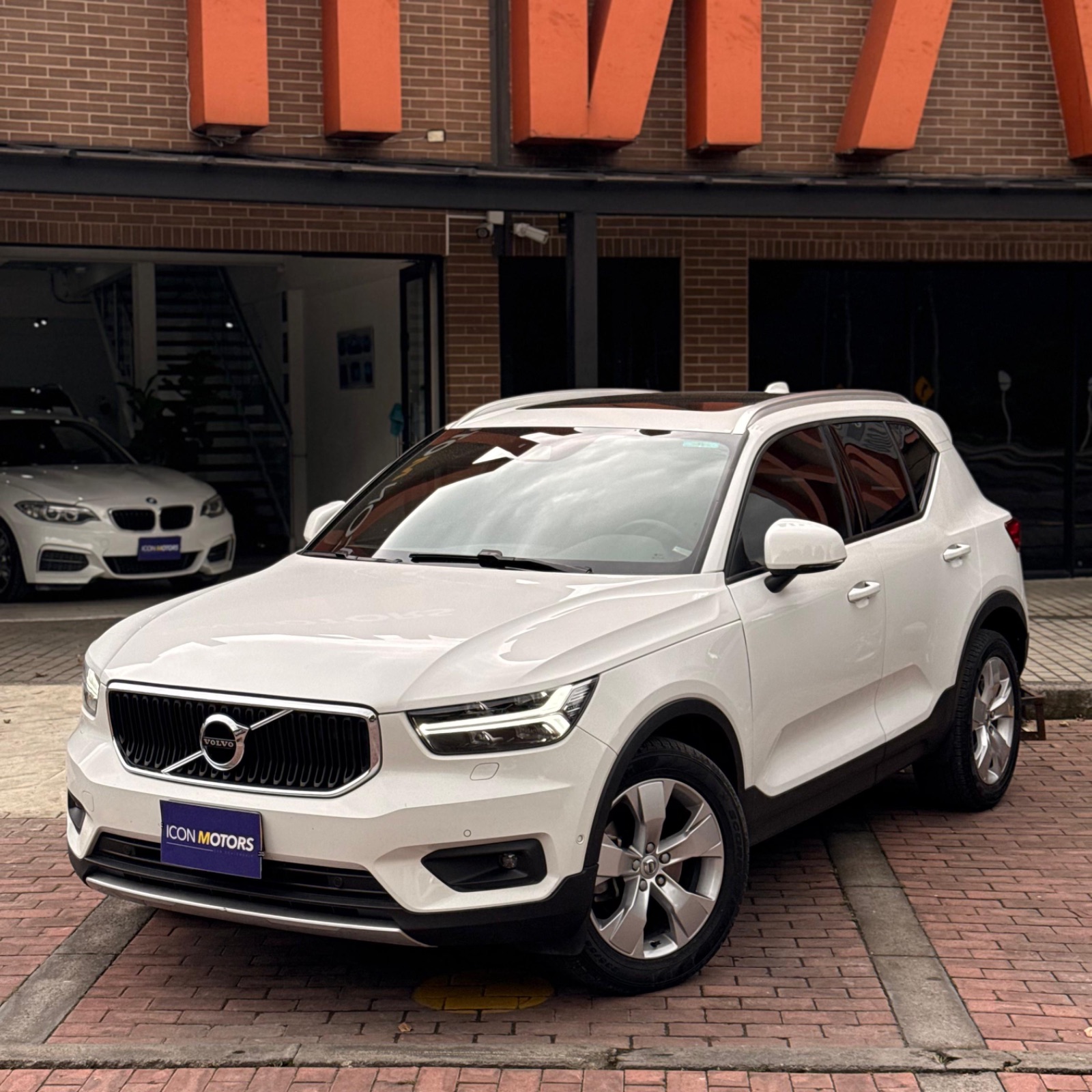VOLVO