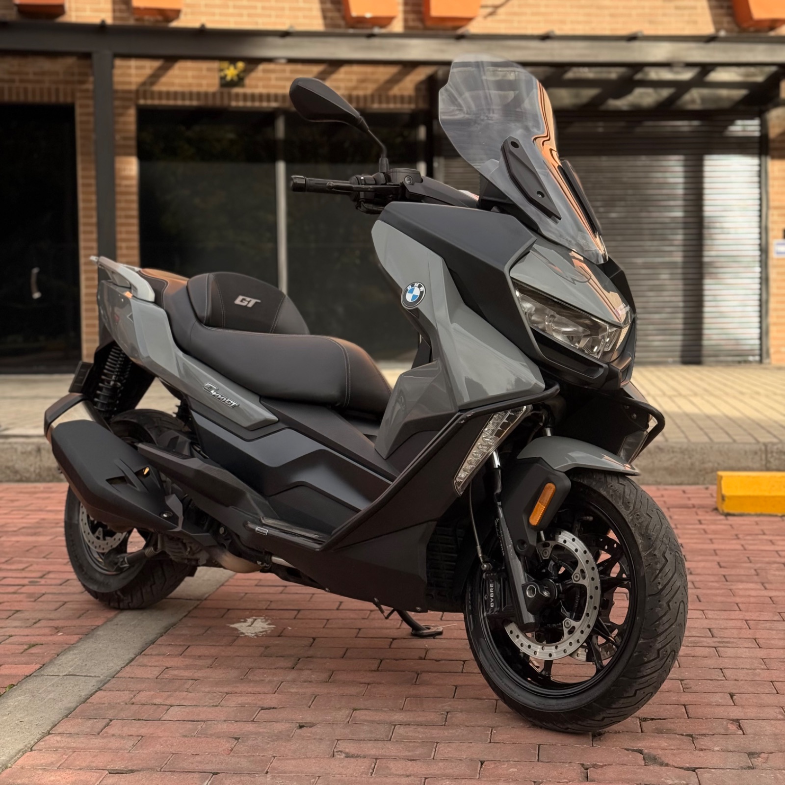BMW C400 GT