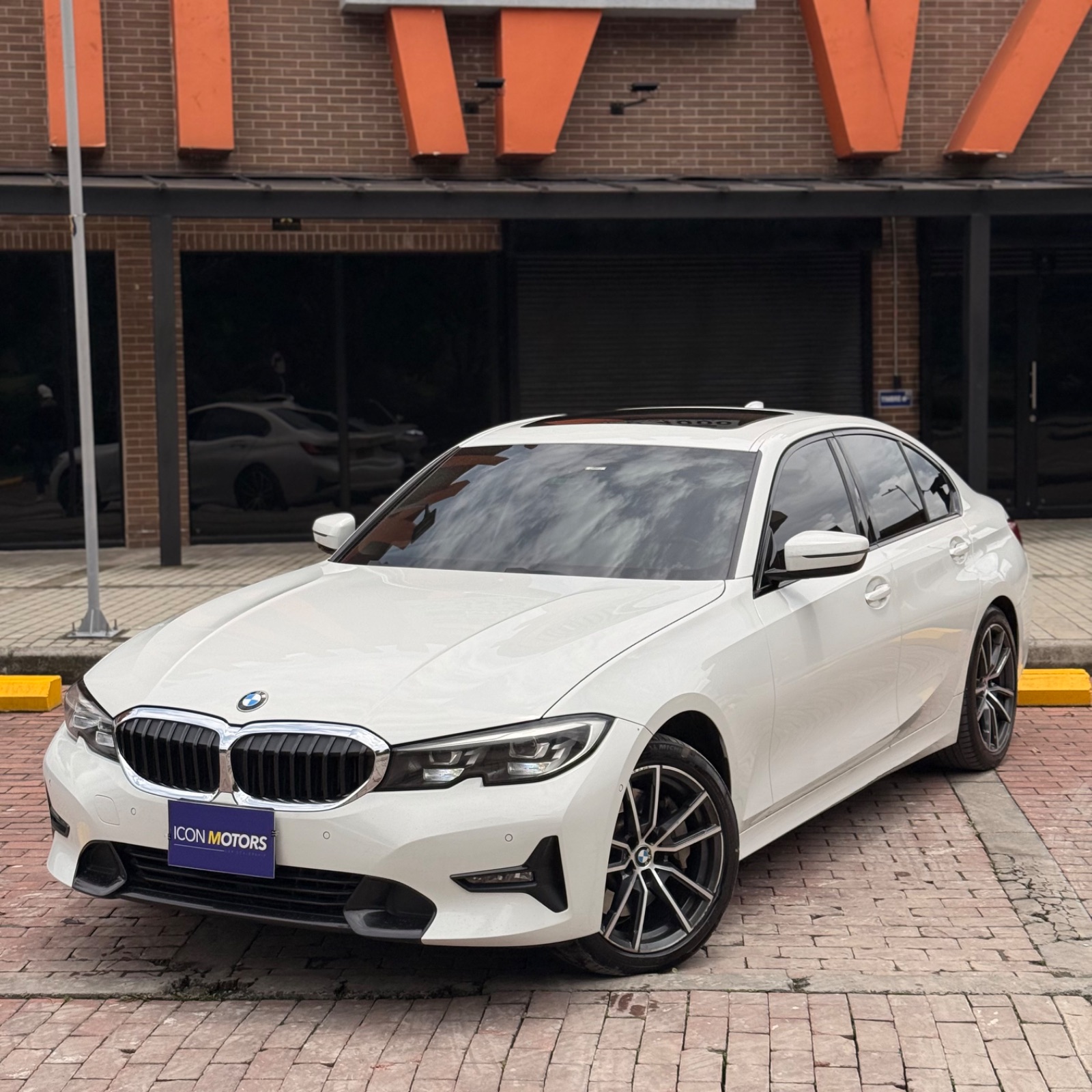BMW 330i G20 Sportline