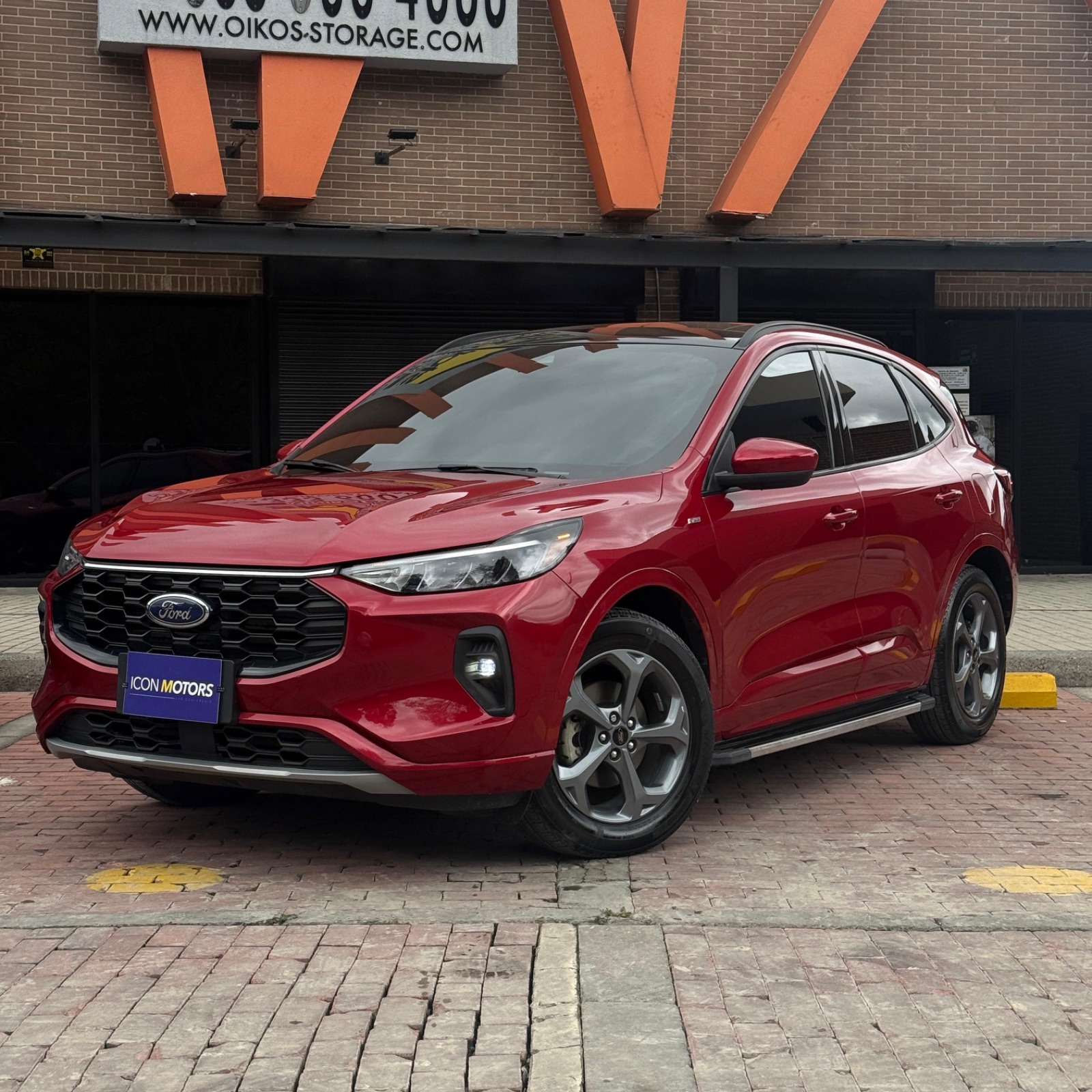 FORD ESCAPE ST LINE
