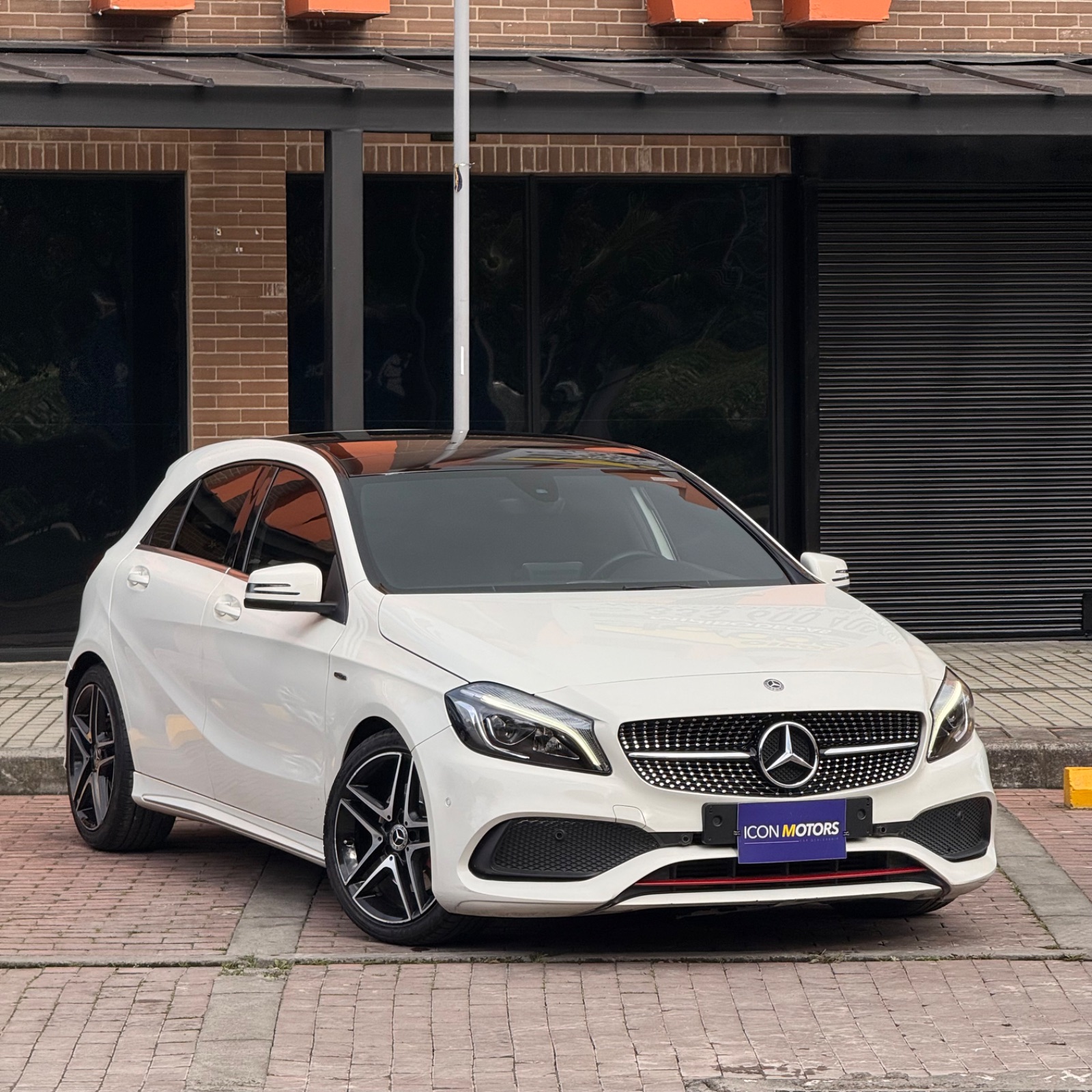 MERCEDES BENZ A250 SPORT