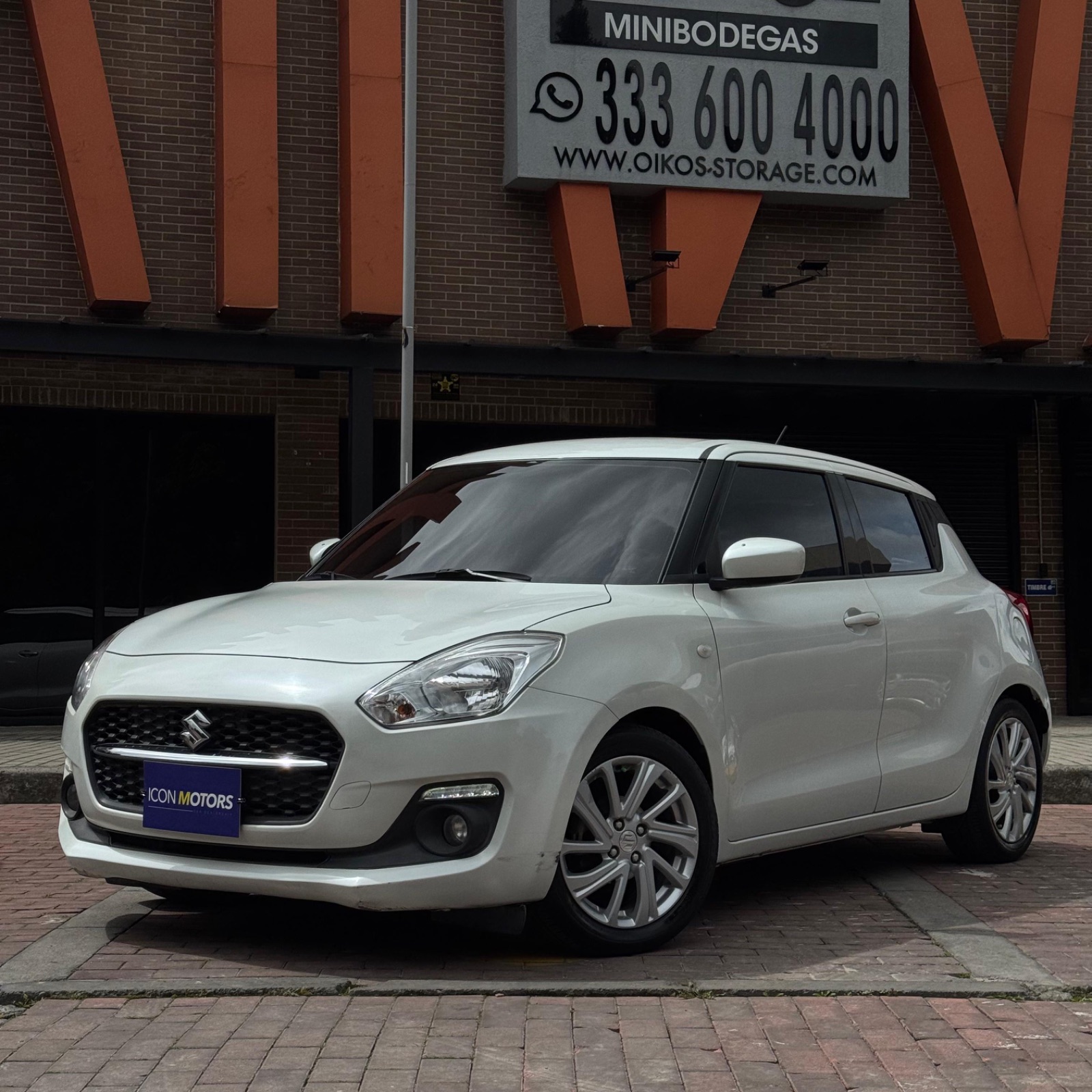 SUZUKI SWIFT