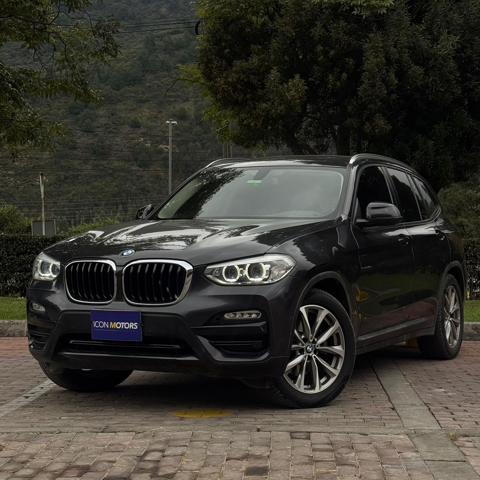 BMW X3 XDrive30i