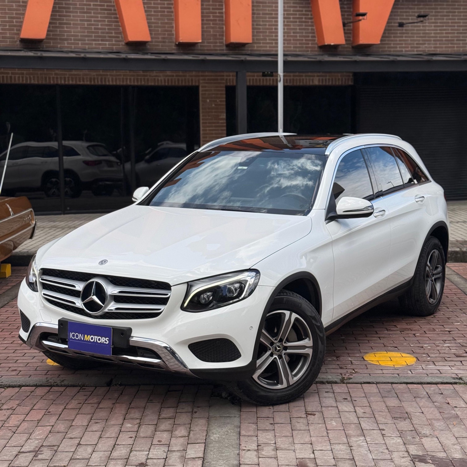 MERCEDES BENZ GLC250 4MATIC