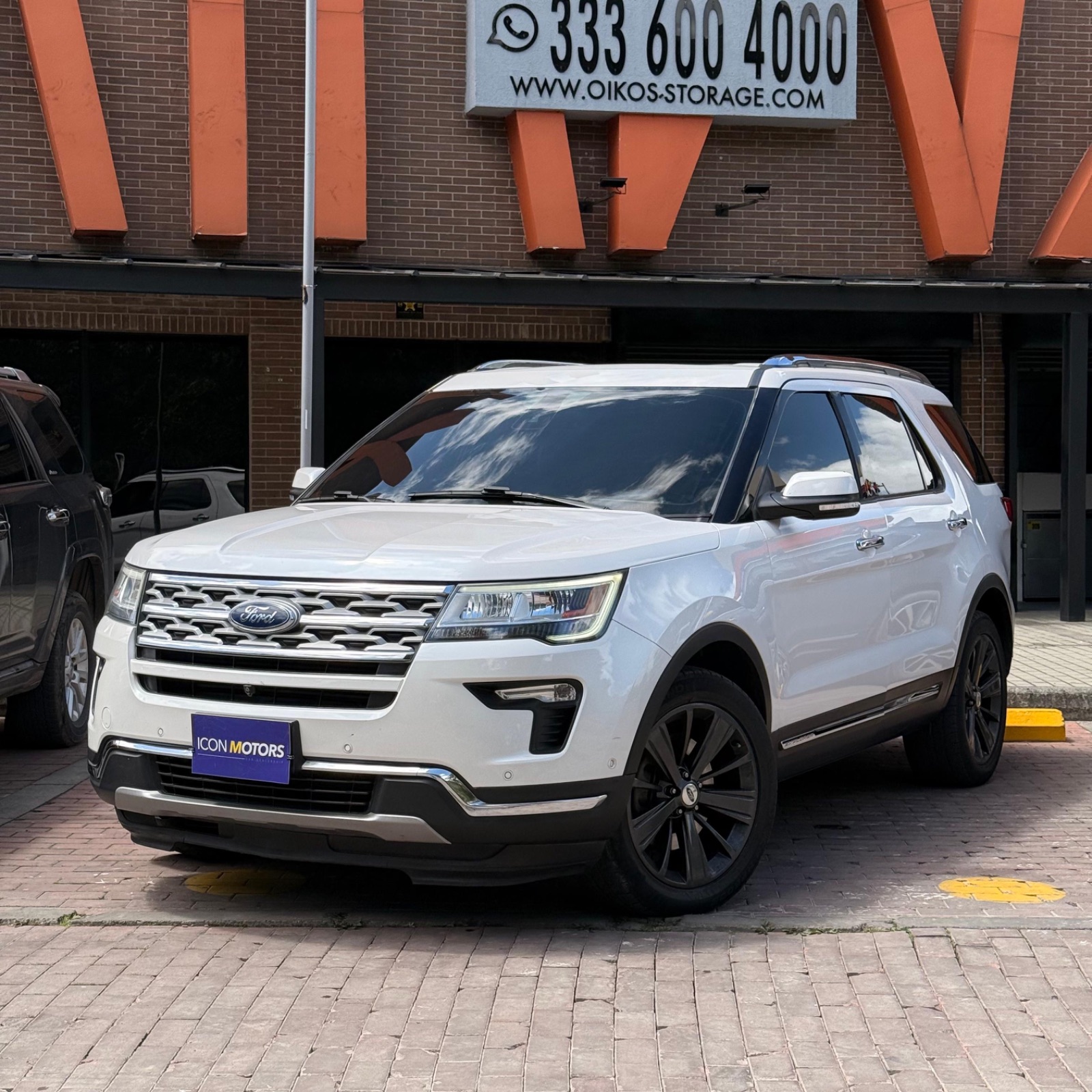 FORD EXPLORER
